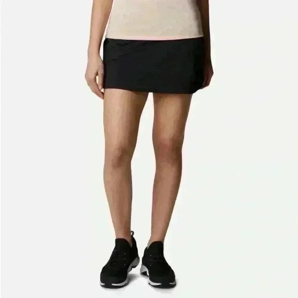 Columbia Women's Sandy Creek™ Stretch Skort  Size Small - Picture 1 of 6